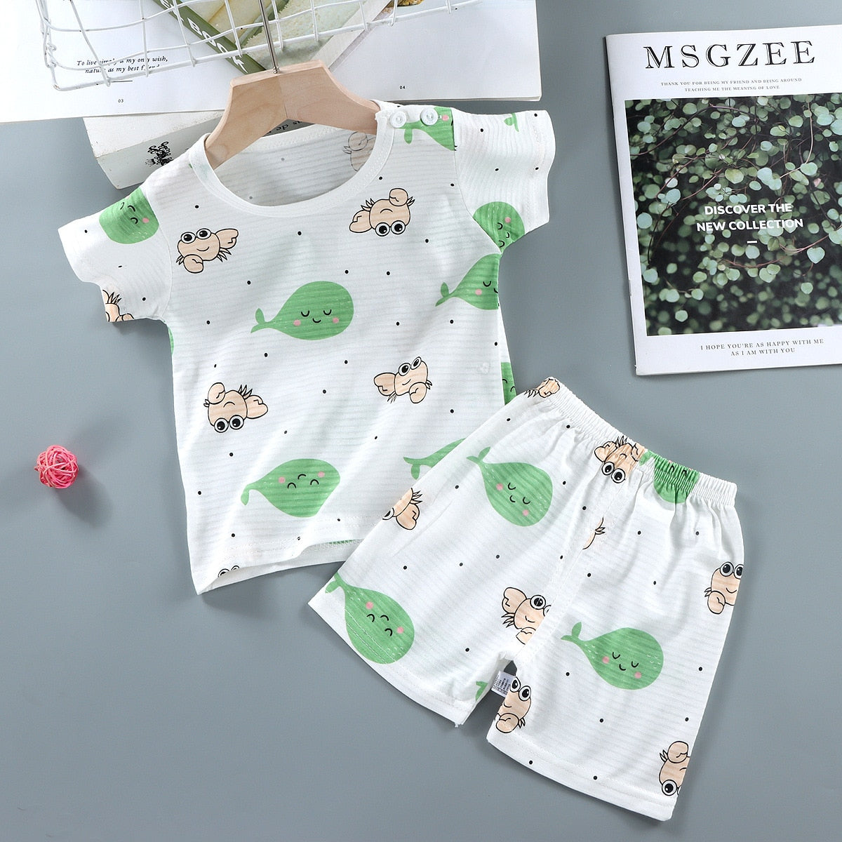 Printed cotton baby pajamas