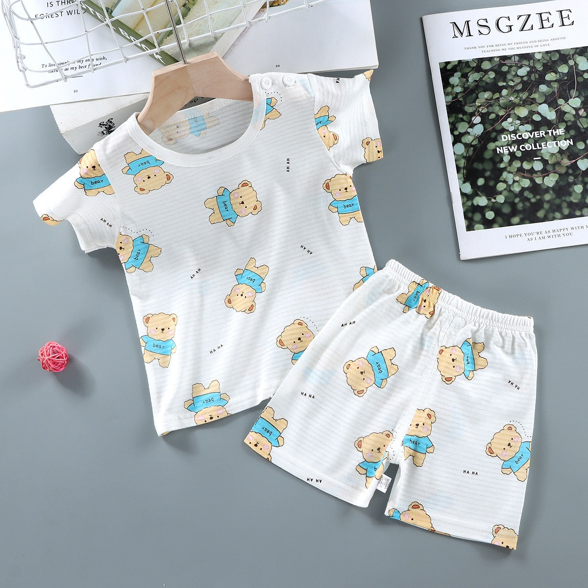 Printed cotton baby pajamas